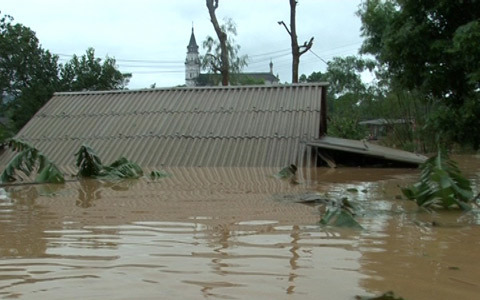 mưa to, nước lũ, ngập nóc nhà, Tuyên Hóa, Quảng Bình