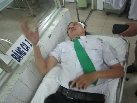 côn đồ, hành hung, taxi, tai nạn, liên hoàn