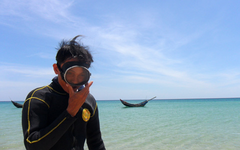 thợ lặn biển, đánh cược mạng sống, kiếm cơm, đáy đại dương, thôn Thái Lai, Vĩnh Linh