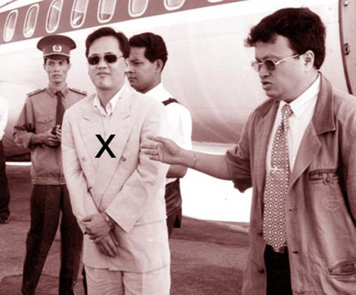 Y Phụng, Diễm Huwowgn, Việt Trinh, sóng gió tình trường Y Phụng, Diễm Huwowgn, Việt Trinh, sóng gió tình trường