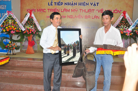 http://imgs.vietnamnet.vn/Images/vnn/2013/11/22/14/20131122140438-a-3.jpg