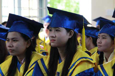 Hàng nghìn sinh viên không được thi tốt nghiệp