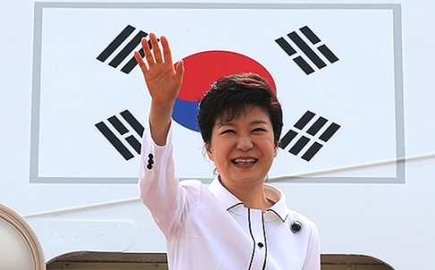Shinzo Abe, Park Geun-hye, Tập Cận Bình , Hoa Đông, xung đột Đông Bắc Á,