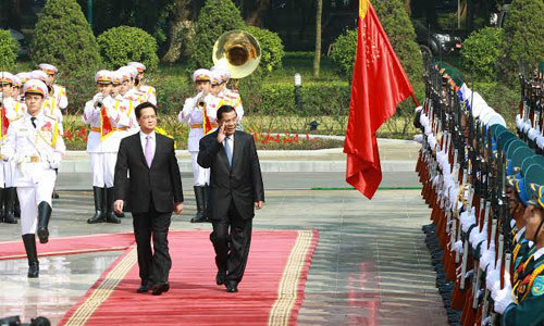 Hun Sen, Campuchia, Thủ tướng