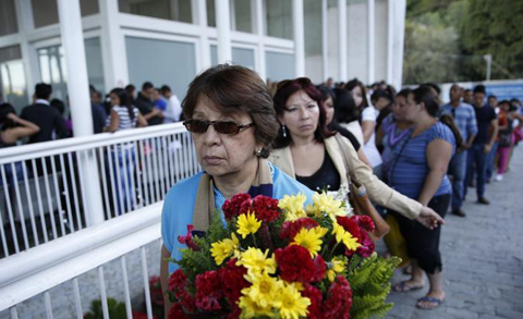 Đám tang đẫm nước mắt của Hoa hậu Venezuela