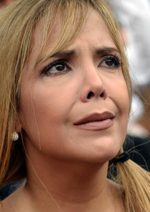 Đám tang đẫm nước mắt của Hoa hậu Venezuela