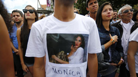 Đám tang đẫm nước mắt của Hoa hậu Venezuela