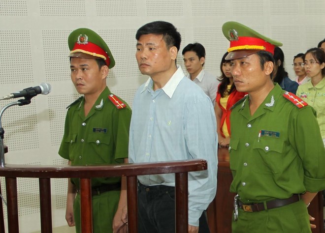 Trương Duy Nhất, 2 năm tù, xâm phạm lợi ích, Nhà nước, Đà Nẵng