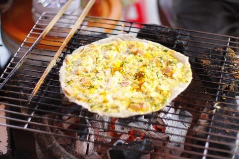 Bánh tráng nướng độc đáo của Đà Lạt Bánh tráng nướng độc đáo của Đà Lạt