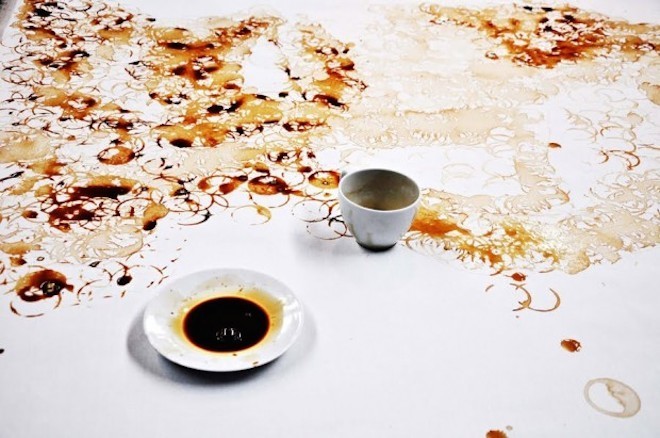vẽ tranh, cà phê, Hong Yi