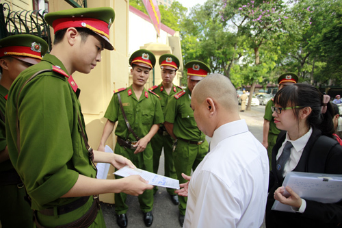 bầu Kiên; vợ bầu Kiên, xét xử, sơ thẩm, Hà Nội