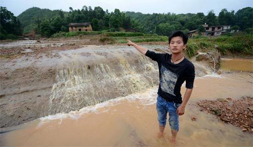 Trung Quốc, mưa, lụt, chết người, tử vong, tàn phá, tấn công