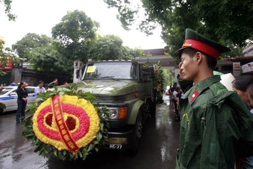 máy bay; trực thăng; hy sinh;