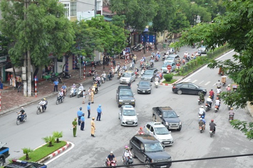 Hà Nội, bỏ lệnh, cấm ô tô, Xuân Thủy - Cầu Giấy