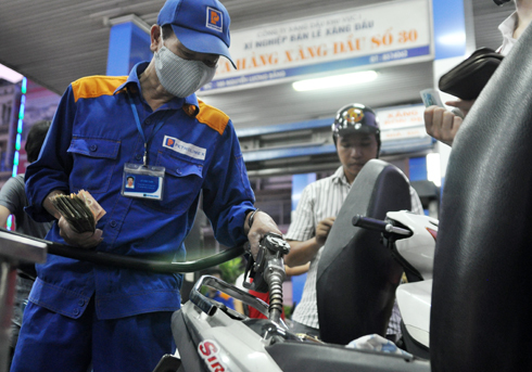 Mở cửa, các DN ngoại lăm le đổ bộ vào thị trường xăng dầu Việt Nam
