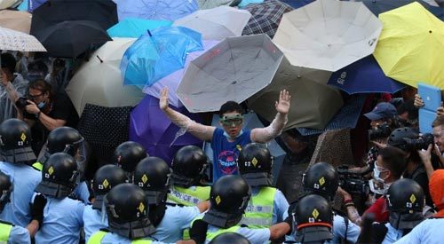 Hongkong, biểu tình, vũ khí, tự vệ