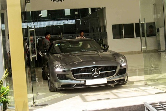 Mercedes-Benz SLS, Nhà chồng Hà Tăng, siêu xe 14 tỷ duy nhất Việt Nam