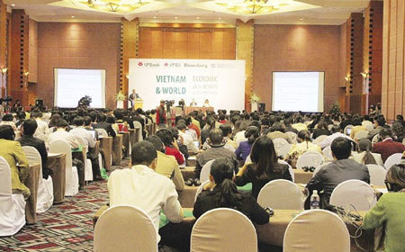 Ngong dien bien vi mo, bung tien don co hoi