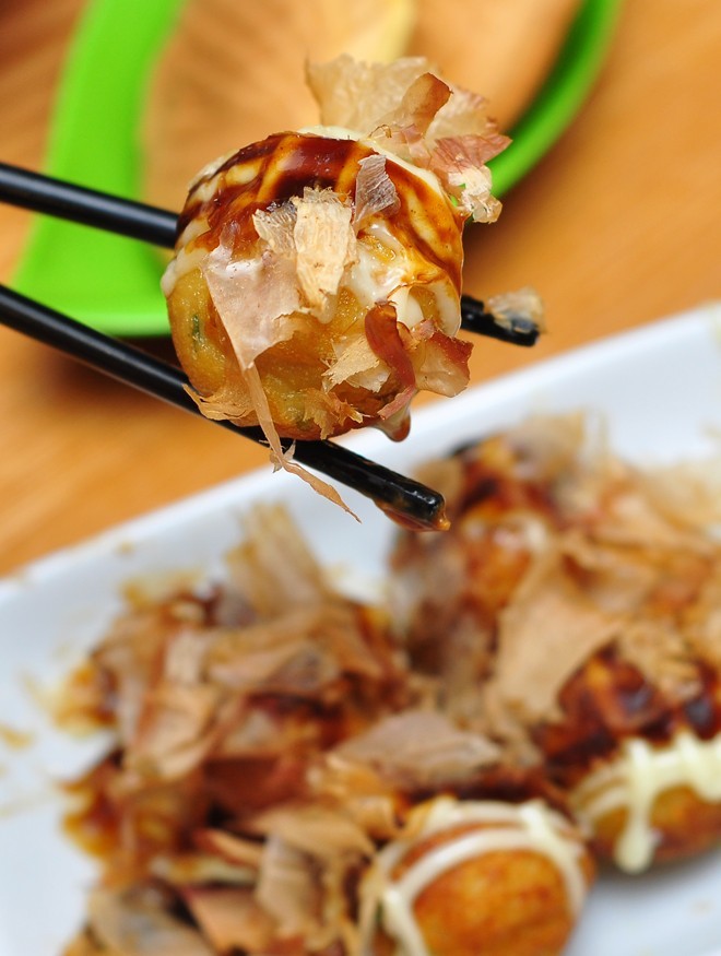quà vặt, Hà Nội, bánh xèo, bánh bao chiên, bánh bạch tuộc nướng, bánh căn, bánh kẹp phô mai quà vặt, Hà Nội, bánh xèo, bánh bao chiên, bánh bạch tuộc nướng, bánh căn, bánh kẹp phô mai