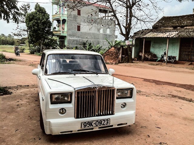 Hình ảnh mới nhất về chiếc Lada độ thành Rolls-Royce ở Bắc Giang
