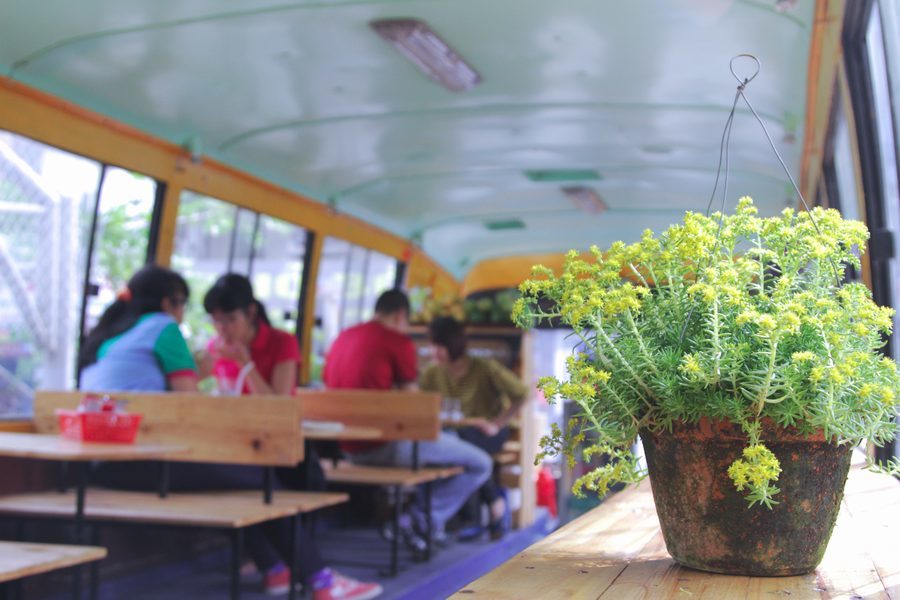 cà-phê, xe-bus, nguyễn-trãi, đồ-uống, thoáng-mát, sinh-viên, giới-trẻ cà-phê, xe-bus, nguyễn-trãi, đồ-uống, thoáng-mát, sinh-viên, giới-trẻ