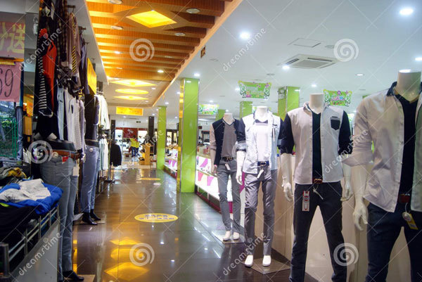 Bộ Công Thương, Việt Nam ,CBRE VN,trung tâm thương mại,Kantar Worldpanel ,mua sắm trực tuyến,Thương mại điện tử Việt Nam 2014