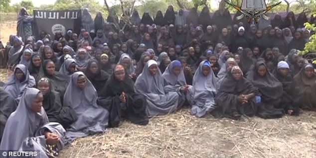 Nigeria giải cứu hơn 200 phụ nữ và trẻ em bị Boko Haram bắt cóc