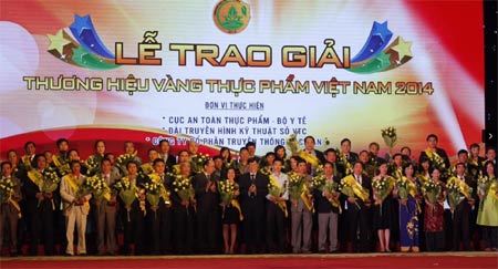 Vinamilk giành 3 giải Thương hiệu Vàng thực phẩm VN 2014