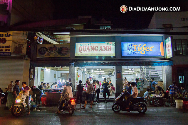 10 quán ốc ngon của Sài Gòn chỉ nghe tên cũng 'ứa nước miếng'