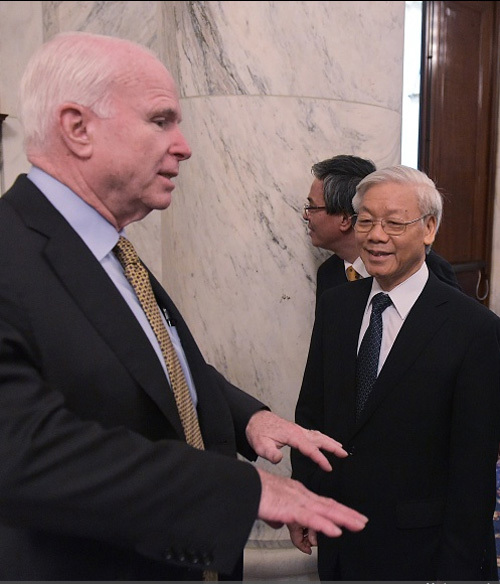 John McCain, Biển Đông, cấm vận vũ khí, chủ quyền, Tổng bí thư, Nguyễn Phú Trọng, quốc phòng, an ninh