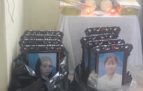 tang lễ, 8 người, một gia đình, vùi lấp, mưa lũ, Quảng Ninh