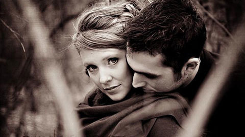 Khó cưỡng vì bạn vợ 'mời gọi'