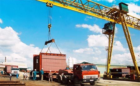 Đầu tàu kinh tế: Đừng quá ỉ vào đường ray định sẵn
