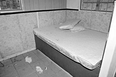 Bị mất “của quý” sau khi ân ái với người tình