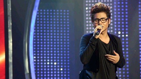 Thí sinh Idol chửi bạn như… hát hay?