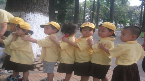 Xã hội hóa mầm non, chỉ con dân nghèo thiệt