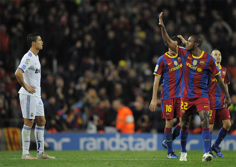 Mourinho vẫn ngang ngạnh sau thảm bại