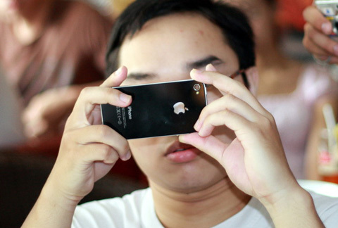 Chân dung dân 'ghiền' iPhone