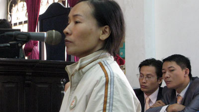 'Nóng bừng' phiên xử cô giáo thiêu chết nhà anh chồng