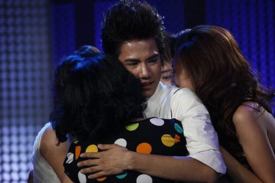 Nhạc Việt: 2 cuộc thi và 4 sự ồn ào!