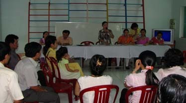 Phụ huynh thông cảm 2 cô giáo 