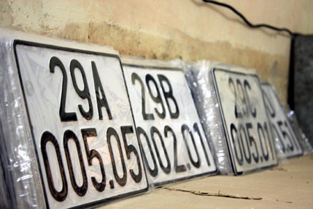 Hà Nội: Biển xe 5 số đầu tiên thuộc về xe 