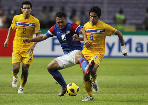 Indonesia tiễn Thái Lan về nước, Malaysia hưởng lợi