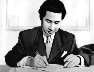 “Quan báo” - Hình ảnh người tri thức mới