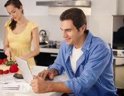 Khóc òa khi... chat sex với chồng