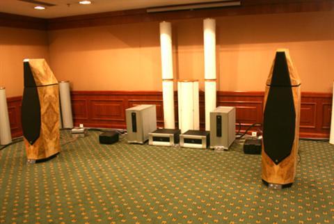 Những bộ loa tiền tỷ tại Hà Nội