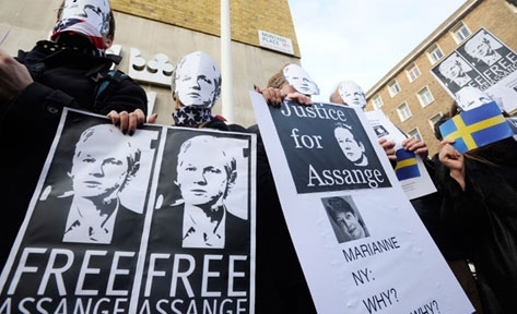 Anh báo động chiến tranh mạng vì WikiLeaks