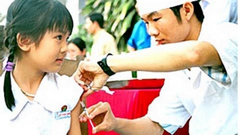 Vắc-xin phối hợp: Giảm số lần tiêm, ít sốt, bớt đau