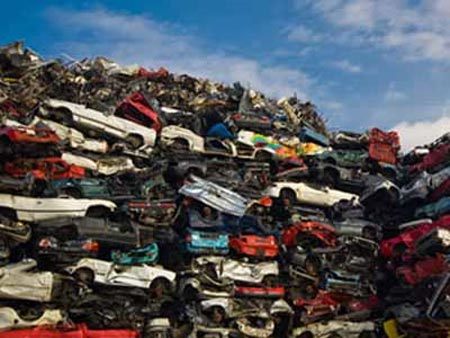 10.000 ô tô sắp hết hạn sử dụng thách đố Cục đăng kiểm