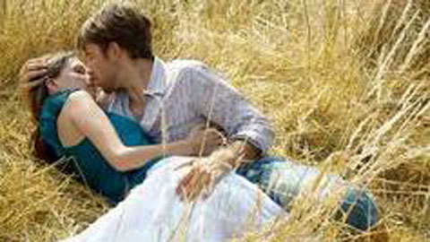 Uất nghẹn vì một lần dâng hiến …